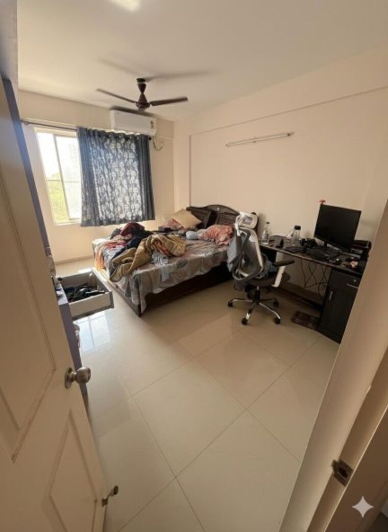 Master Bedroom, gm-infinite-e-city-town-phase-ii 3 Bedroom 1500 Sq.Ft. Apartment In Electronic City Phase I Bangalore 9742749