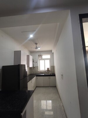 Building Lobby in 2 BHK Builder Floor at Sushant Tower, Sector 56 – for Rent