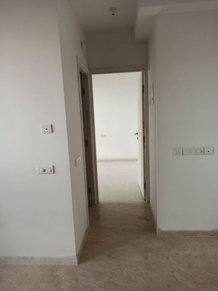 Room, hiranandani-estate-solitaire-c 1 Bedroom 402 Sq.Ft. Apartment In Ghodbunder Road Thane 9723684