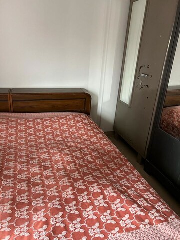 Bedroom in 2.5 BHK Apartment at Kumar Sansar, Kondhwa – for Rent