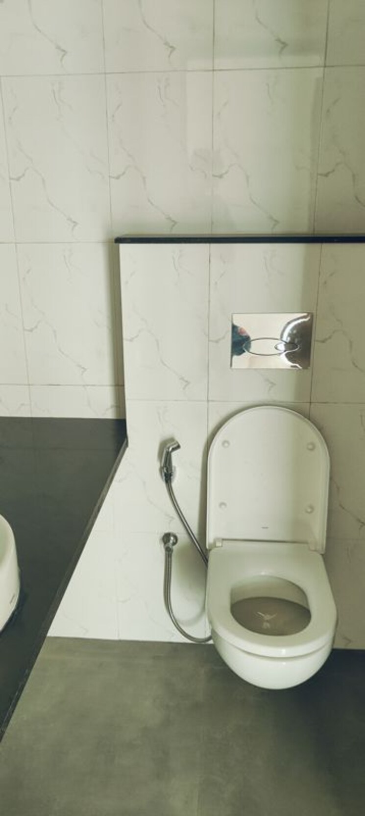 Bathroom, lodha-amara 3 Bedroom 1300 Sq.Ft. Apartment In Kolshet Road Thane 9742775