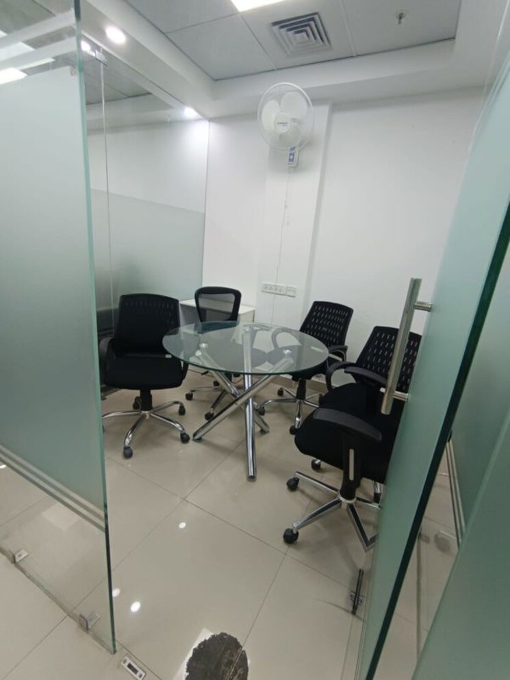 Team Area, sector 2 Commercial Office Space 600 Sq.Ft. In Sector 2 Noida 9742782