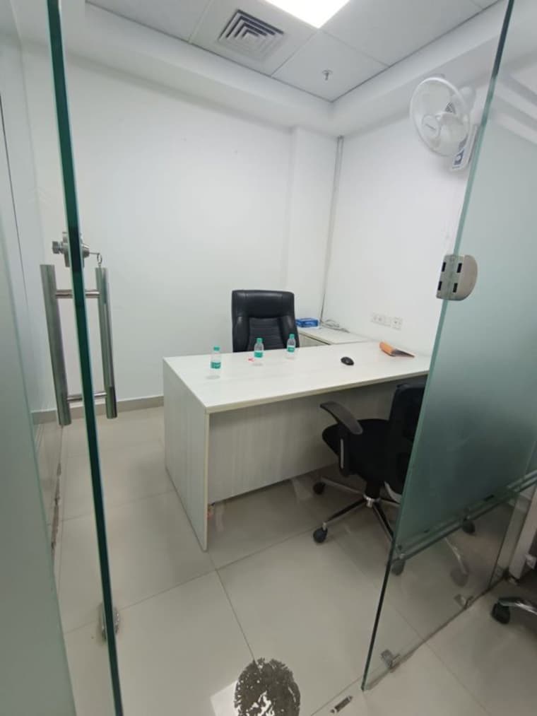 Team Area, sector 2 Commercial Office Space 600 Sq.Ft. In Sector 2 Noida 9742782