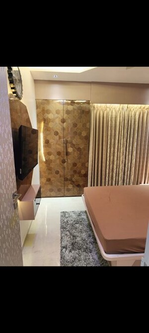 Furnished Amenities in 3 BHK Apartment at Piramal Vaikunth, Balkum Pada – for Rent