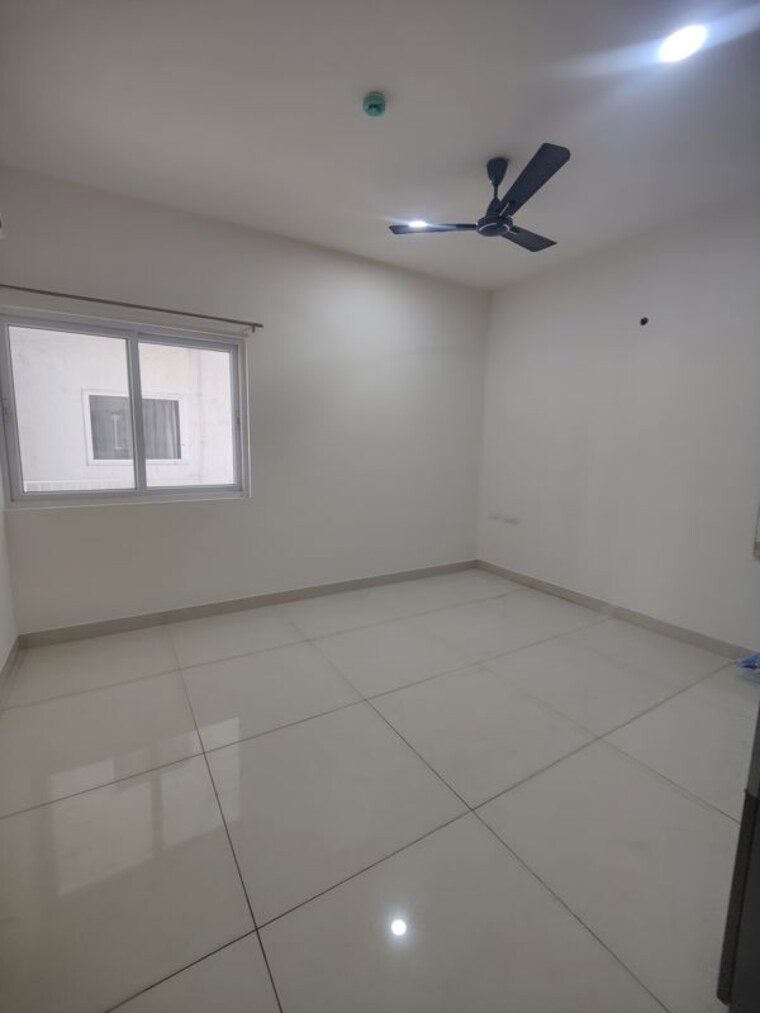 Room, prestige-tranquil 2.5 Bedroom 1390 Sq.Ft. Apartment In Kokapet Hyderabad 9742792