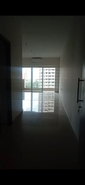 Living Room in 3.5 BHK Apartment at Kalpataru Radiance, Goregaon West – for Rent