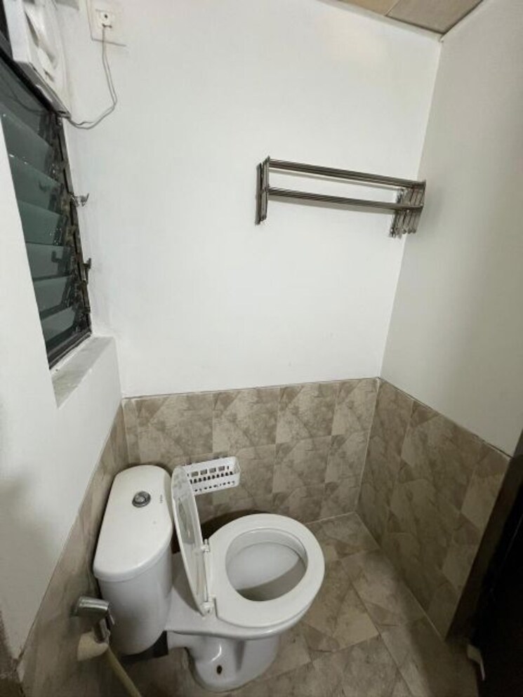 Bathroom, patel-smondoville 2 Bedroom 940 Sq.Ft. Apartment In Electronic City Bangalore 9742795