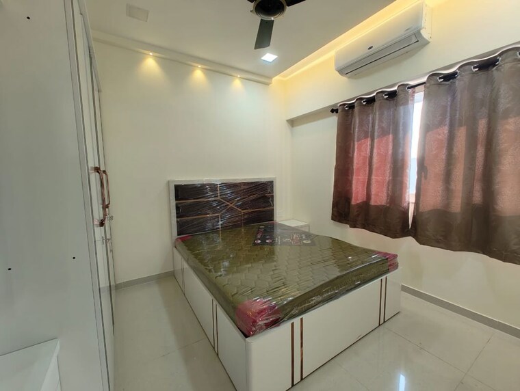 Master Bedroom, omkar-signet 2 Bedroom 503 Sq.Ft. Apartment In Malad East Mumbai 9742799