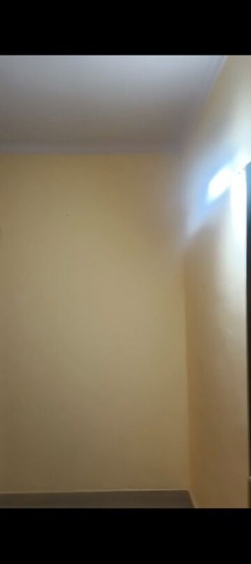 Room in 2 BHK Apartment at Sushant Golf City – for Rent