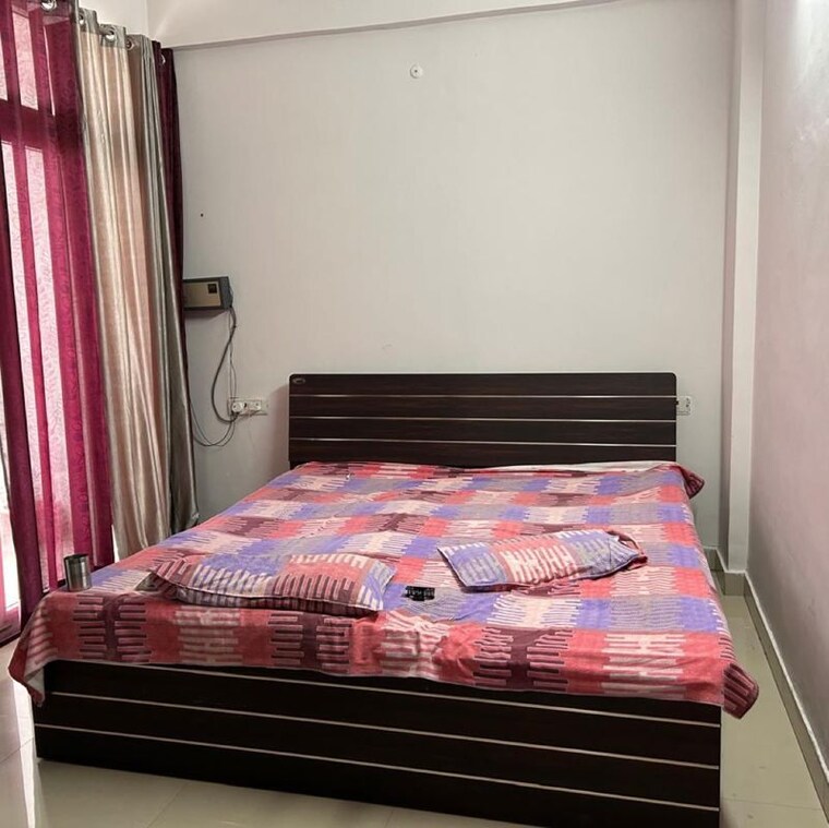 Bedroom, gomti nagar Pg For Girls In Gomti Nagar 9742813
