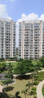 3 BHK + Servant Room,Study Room 1950 Sq.Ft. Apartment in Shree Vardhman Victoria