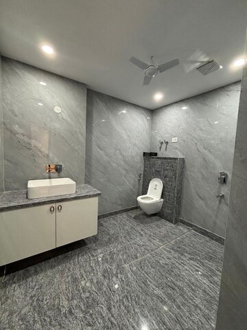 Bedroom in 3 BHK Builder Floor at Hauz Khas – for Sale