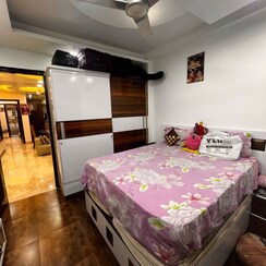 6+ BHK + Extra Room Builder Floor For Sale in Pitampura
