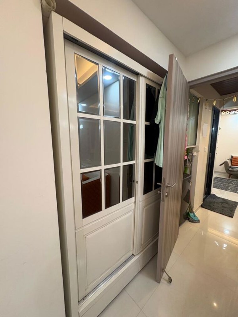 undefined, thane west 3 Bedroom 1800 Sq.Ft. Apartment In Thane West Thane 9742857