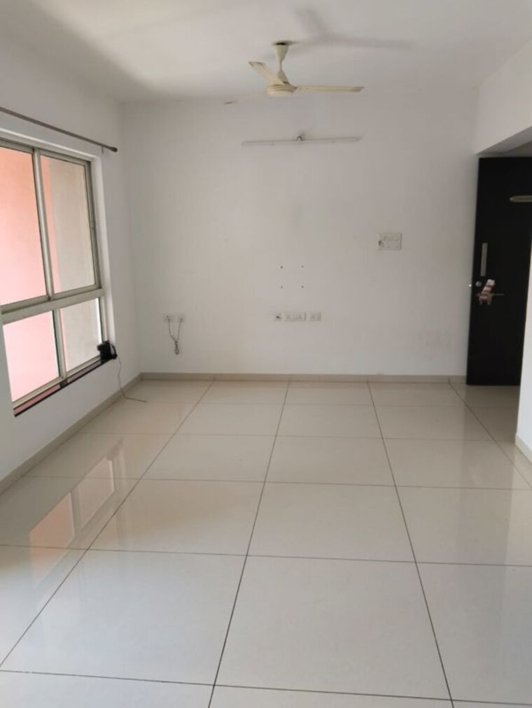 Bathroom, karan-suncoast 2 Bedroom 1100 Sq.Ft. Apartment In Bavdhan Pune 9742862