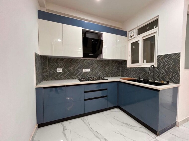 Kitchen, chattarpur 3 Bedroom 135 Sq.Yd. Builder Floor In Chattarpur Delhi 9742896