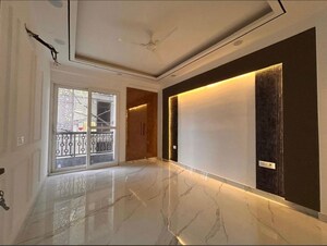 3 BHK Builder Floor For Sale in Chattarpur
