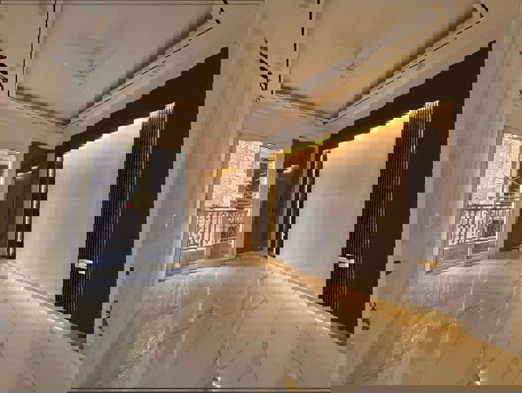 3 BHK Builder Floor For Sale in Chattarpur