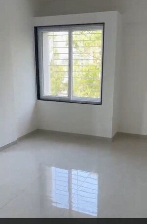 Room in 3 BHK Apartment at Sunit CHS, Model Colony – for Sale