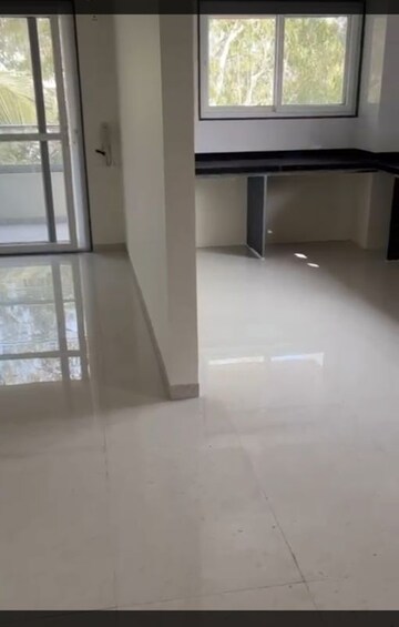 Room in 3 BHK Apartment at Sunit CHS, Model Colony – for Sale