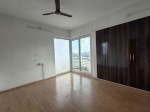 3 BHK Apartment For Rent in Oswal Bella Vista, Oswal Park