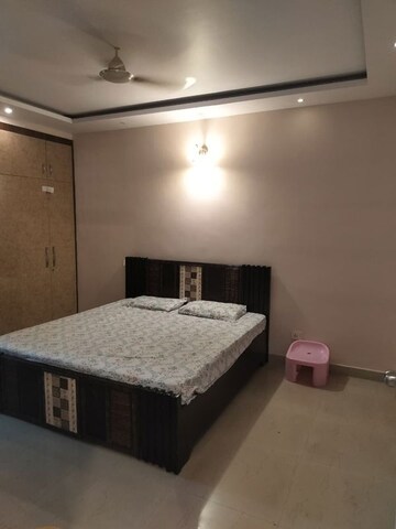Room in  Pg at Gomti Nagar – for Rent