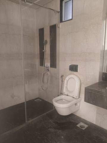 Bathroom in 3 BHK Apartment at Lokhandwala Infrastructure Minerva, Mahalaxmi – for Rent