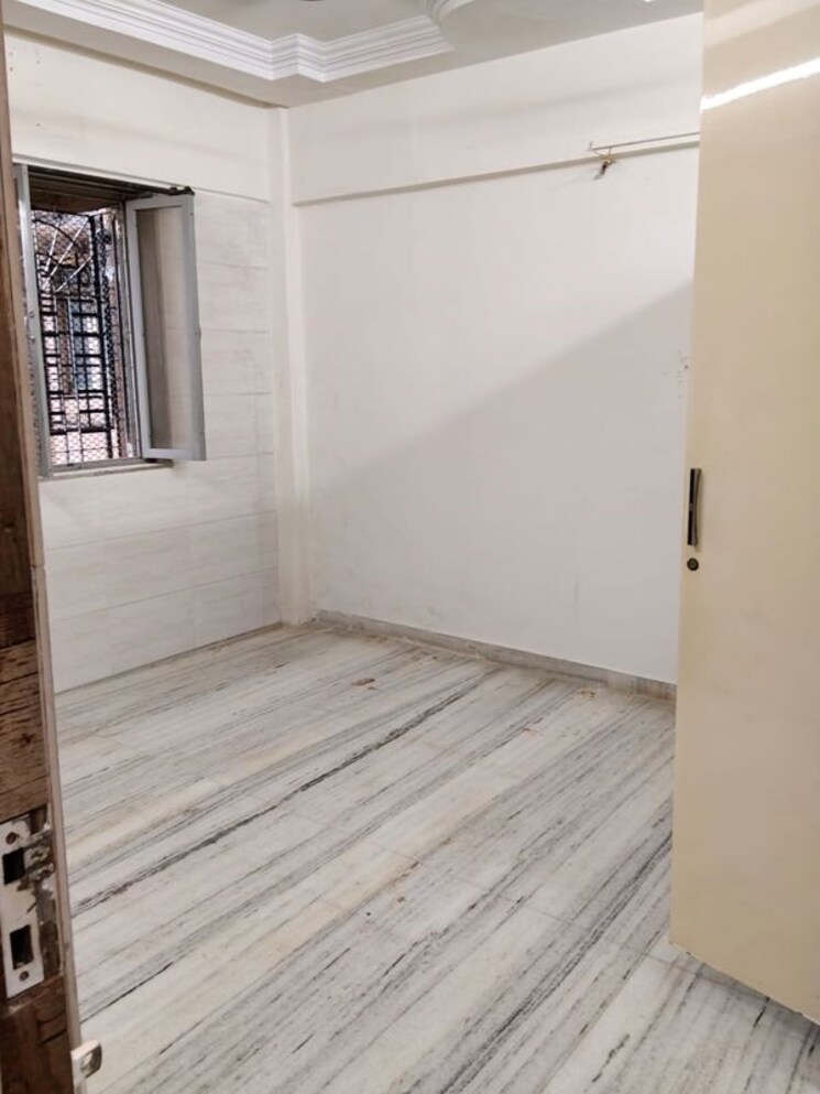 Room, kamal-apartments-kandivali 2 Bedroom 620 Sq.Ft. Apartment In Kandivali West Mumbai 9742928