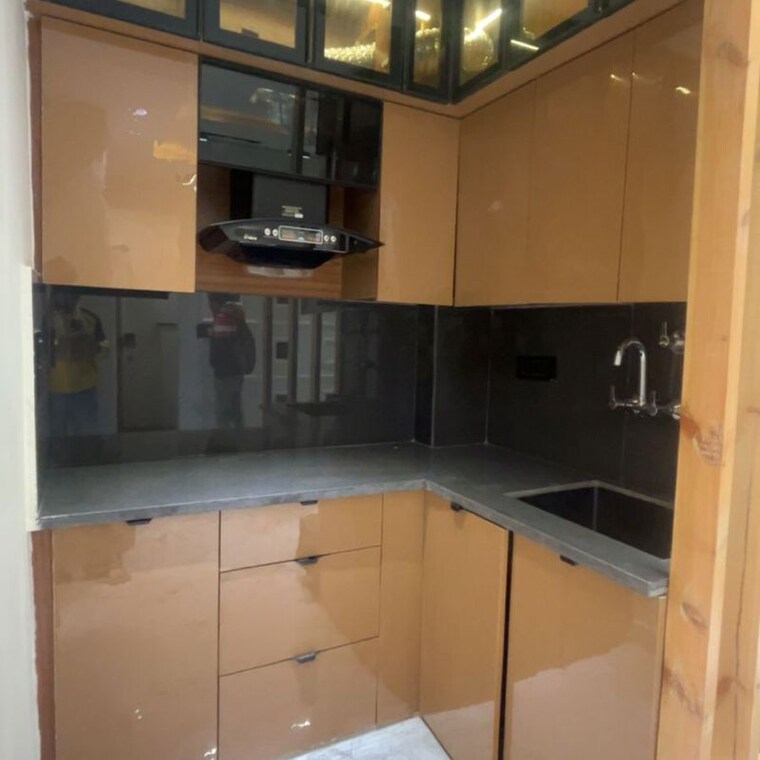 Kitchen, uttam nagar 2 Bedroom 60 Sq.Yd. Builder Floor In Uttam Nagar Delhi 9742983