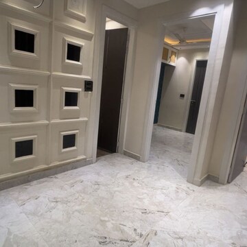 Building Lobby in 2 BHK Builder Floor at Uttam Nagar – for Rent