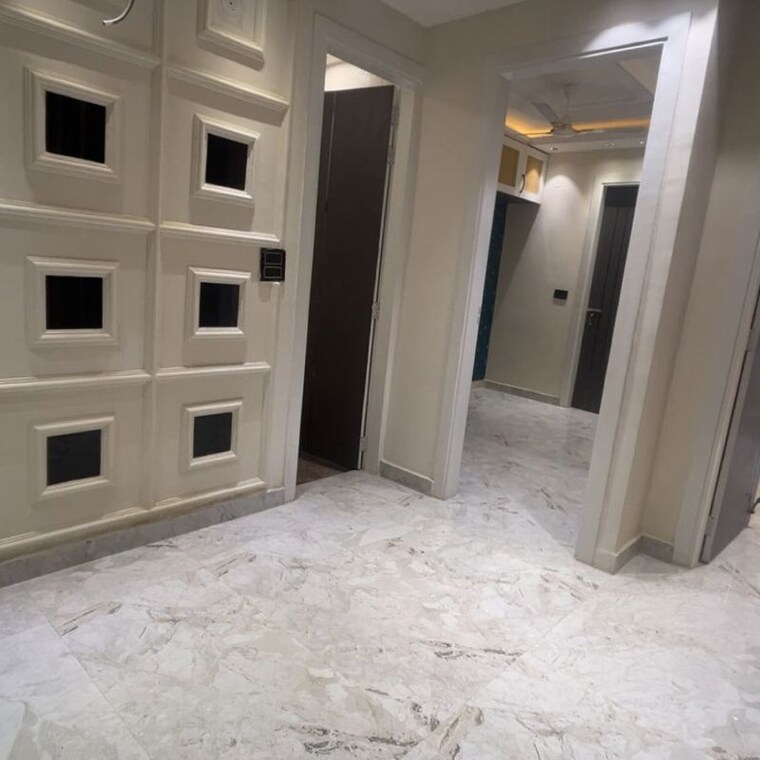 undefined, uttam nagar 2 Bedroom 60 Sq.Yd. Builder Floor In Uttam Nagar Delhi 9742983