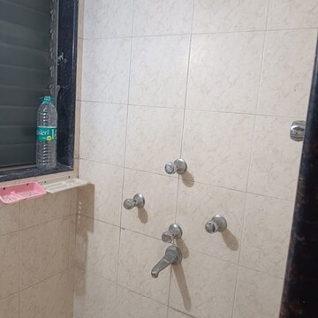 Bathroom in  Pg at Unnat Nagar 43-44, Unnat Nagar – for Rent