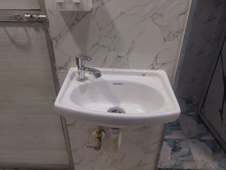 Bathroom, bhadran nagar Pg For Girls In Bhadran Nagar 9743004