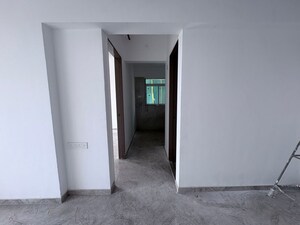 Room in 1 BHK Apartment at Shraddha Pearl, Kannamwar Nagar – for Rent