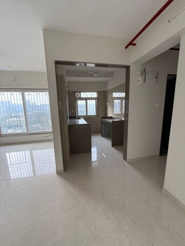 Room in 1 BHK Apartment at Shraddha Pearl, Kannamwar Nagar – for Rent