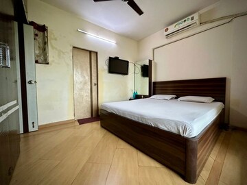 Bedroom in 2.5 BHK Apartment at Newa Garden, Airoli Sector 20 – for Rent