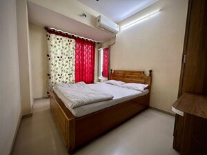 Bedroom in 2.5 BHK Apartment at Newa Garden, Airoli Sector 20 – for Rent