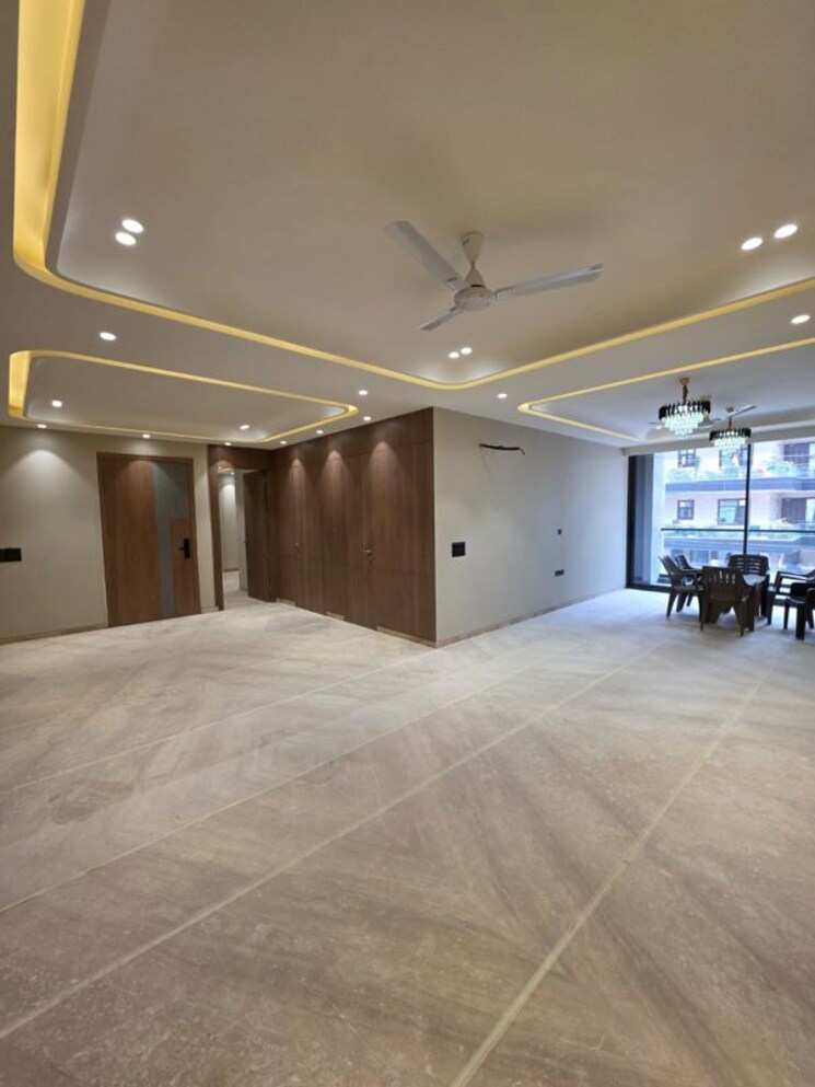 Living Room, sector 46 4 Bedroom 3000 Sq.Ft. Builder Floor In Sector 46 Gurgaon 9743027