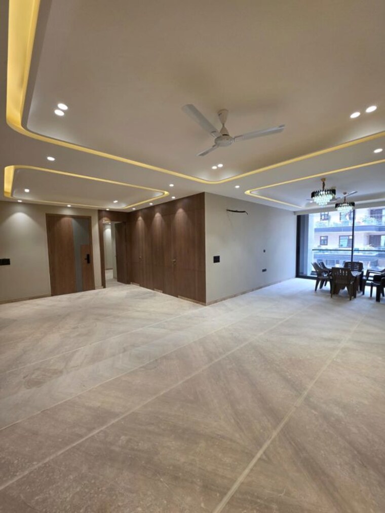 Living Room, sector 46 4 Bedroom 3000 Sq.Ft. Builder Floor In Sector 46 Gurgaon 9743027