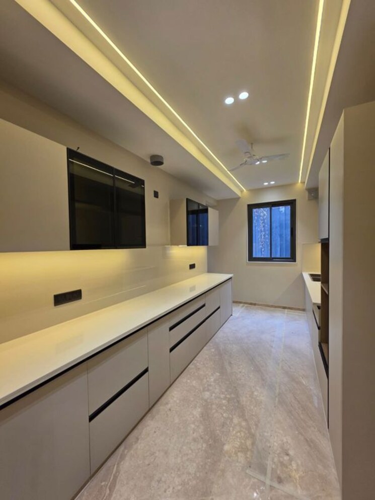 Room, sector 46 4 Bedroom 3000 Sq.Ft. Builder Floor In Sector 46 Gurgaon 9743027