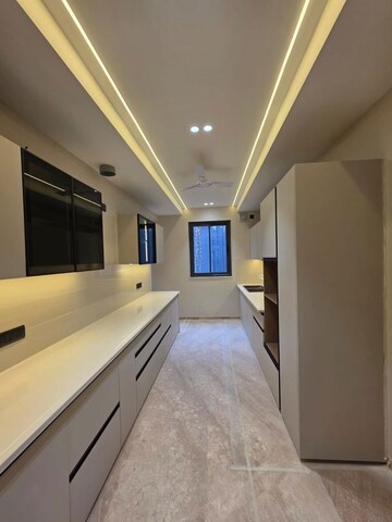 Kitchen/pantry in 4 BHK Builder Floor at Sector 46 – for Sale