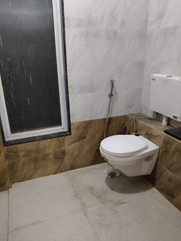 Bathroom, newa-bhakti-park-airoli 3 Bedroom 1950 Sq.Ft. Apartment In Airoli Sector 1 Navi Mumbai 9743047