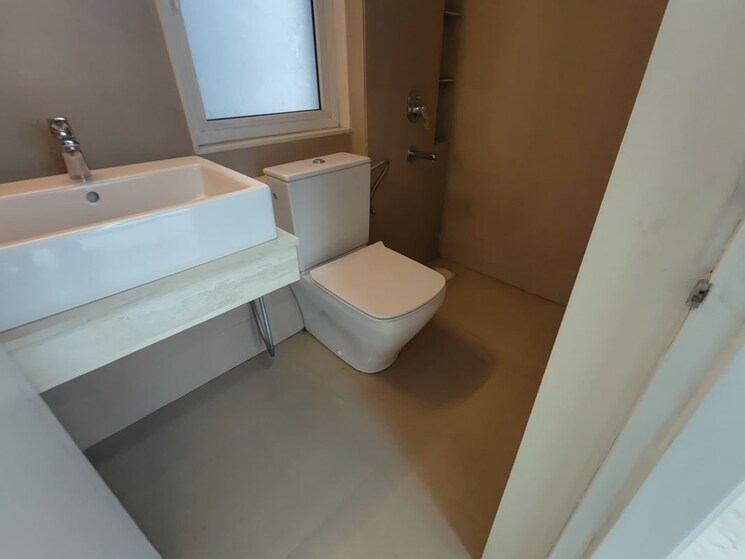 Room, tata-serein 1 Bedroom 446 Sq.Ft. Apartment In Pokhran Road No Two Thane 9743053