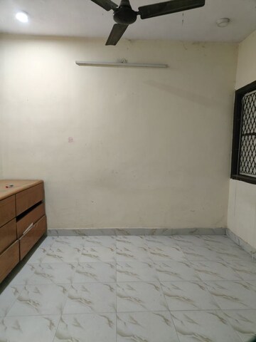 1 BHK Independent House For Rent in Sarita Vihar