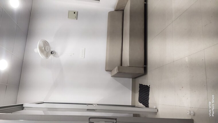 undefined, vibhuti khand Commercial Office Space 800 Sq.Ft. In Vibhuti Khand Lucknow 9743065