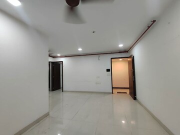 Living Room in 3 BHK Apartment at Piramal Sunteck Signia Waterfront, Airoli Sector 14 – for Rent