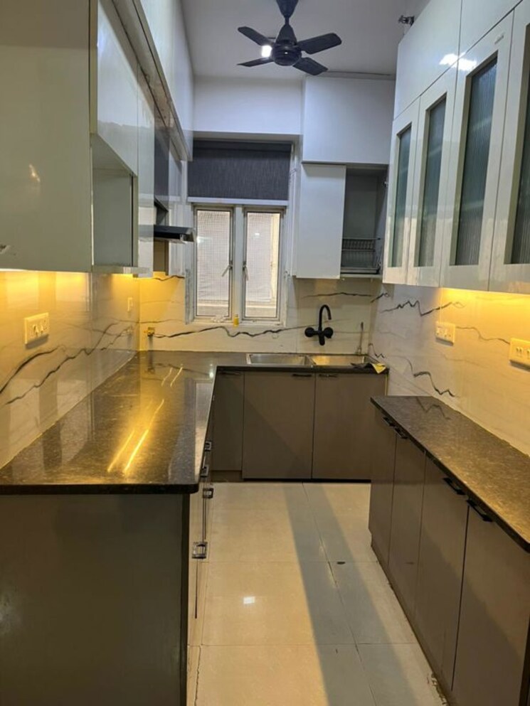 Kitchen, urbtech-hilston 3.5 Bedroom 1650 Sq.Ft. Apartment In Sector 79 Noida 9743071