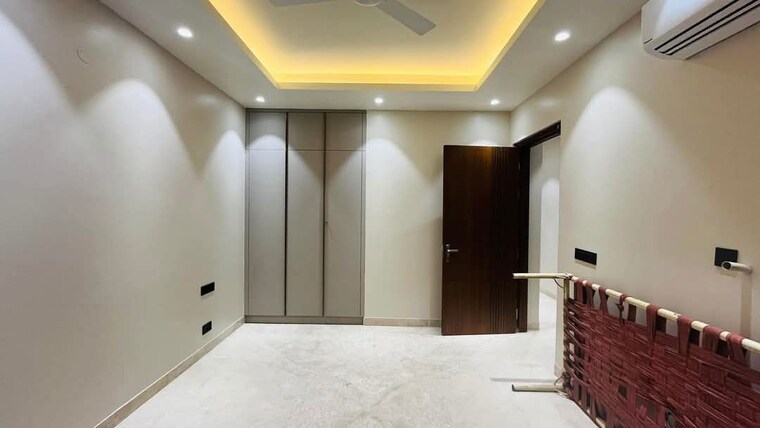 Room, vipul-world-floors 3.5 Bedroom 1728 Sq.Ft. Builder Floor In Sector 48 Gurgaon 9743070