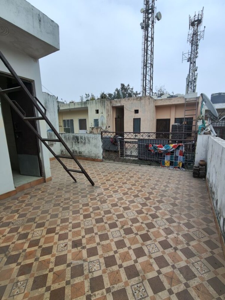 Bedroom, sarita vihar 1 RK 250 Sq.Ft. Independent House In Sarita Vihar Delhi 9743079