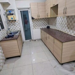 3.5 BHK + Servant Room Apartment For Rent in Gaur City 1st Avenue